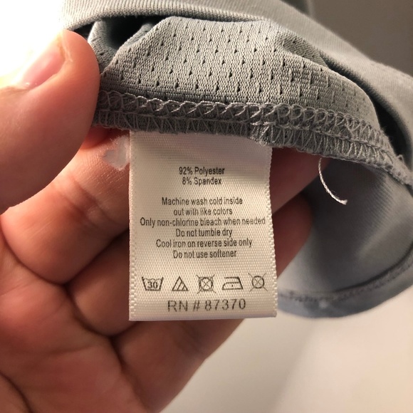 ⭐️Alo Cool Fit Short Sleeve Tee - Picture 5 of 7